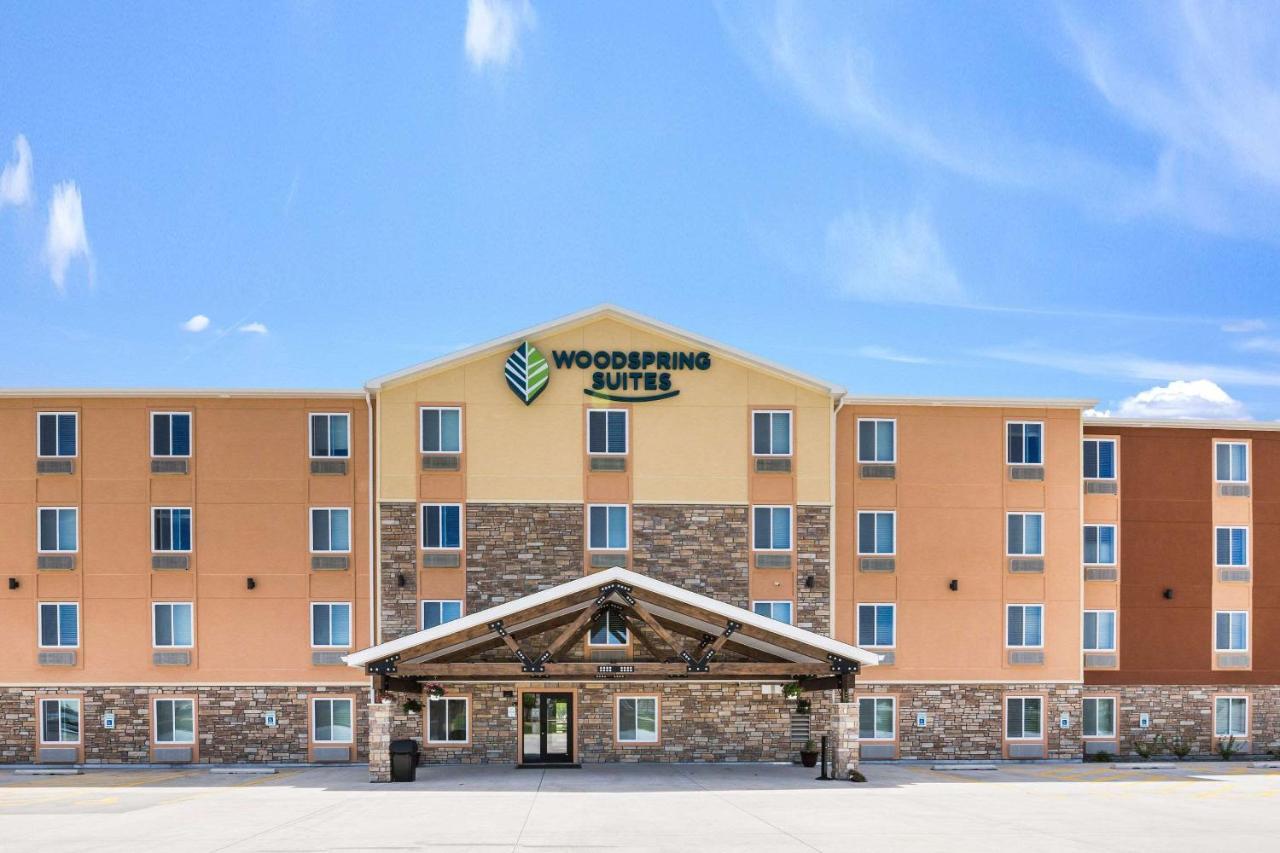 Woodspring Suites Davenport Quad Cities Exterior photo